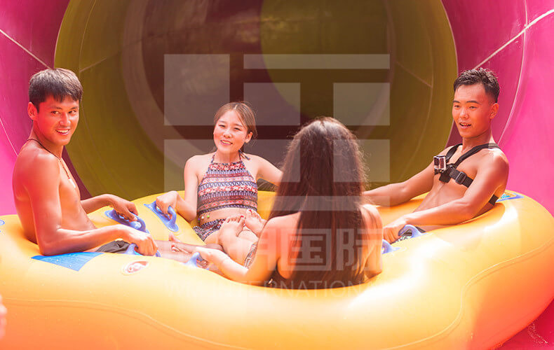 duong-truot-thung-lung-bao–cong-vien-nuoc-VGTwaterparks (1)