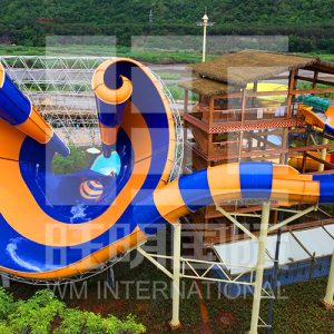 duong-truot-vuc-tham-4-cong-vien-nuoc-VGTwaterparks (1)