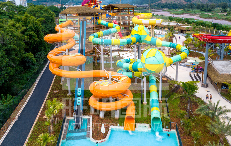 qua-bong-ma-thuat-con-ran-cong-vien-nuoc-VGTwaterparks (1)