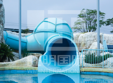 qua-bong-ma-thuat-tre-em-0-cong-vien-nuoc-VGTwaterparks