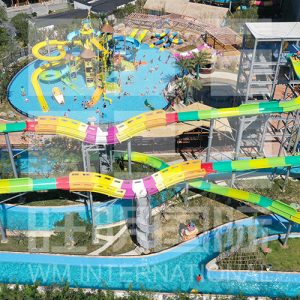 tau-luon-sieu-toc-truot-nuoc-cong-vien-nuoc-VGTwaterparks