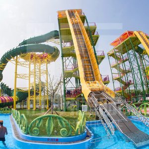 truot-ca-duoi-1-cong-vien-nuoc-VGTwaterparks (1)