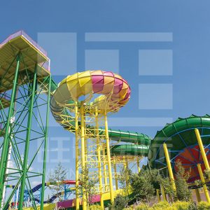 truot-ca-duoi-cong-vien-nuoc-VGTwaterparks (1)