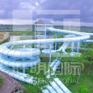 truot-duong-ham-thoi-gian-cong-vien-nuoc-VGTwaterparks