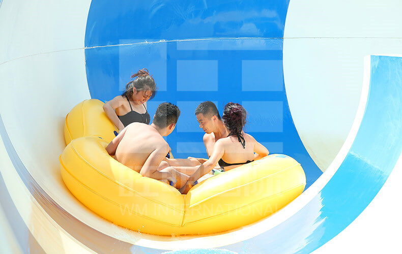 truot-luot-van-khong-lo-1-cong-vien-nuoc-VGTwaterparks (1)